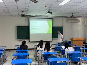 永續倡聊沙龍英文讀書會(燕巢校區)活動照片